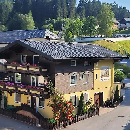 Haus Rohrmoser Guest house