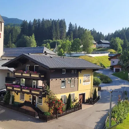 Haus Rohrmoser 3* Lungötz
