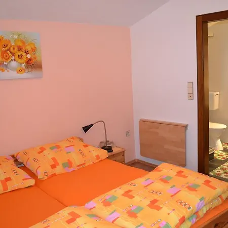 Haus Rohrmoser Guest house Lungotz