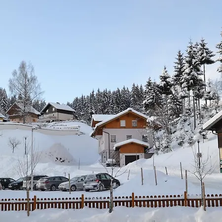 Haus Rohrmoser 3*