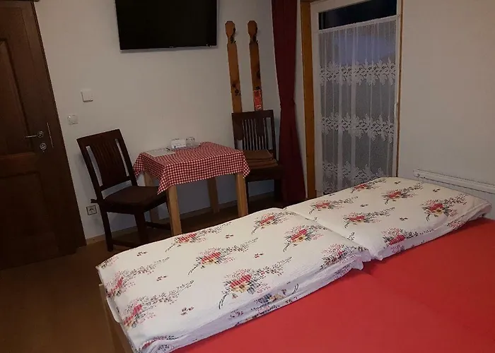 Haus Rohrmoser 招待所